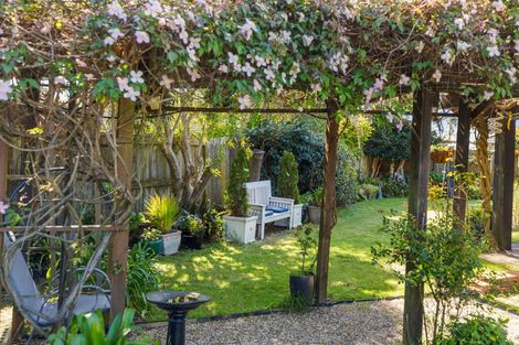 Photo of property in 17 Saint Heliers Place, Papamoa Beach, Papamoa, 3118