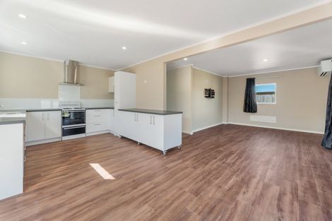 Photo of property in 44 Te Iwiheke Place, Turangi, 3334