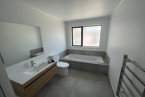 Photo of property in 14 Paul Way, Pokeno, 2402