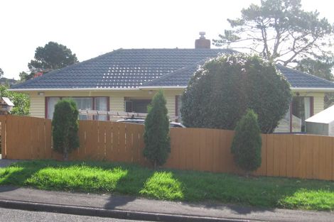 Photo of property in 28 Fairmount Road, Titirangi, Auckland, 0604