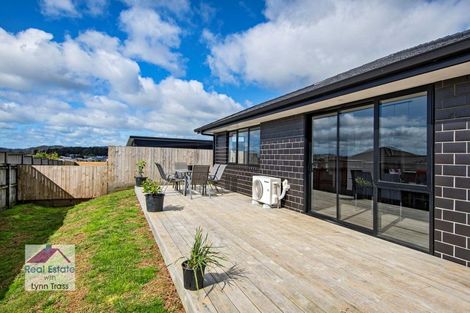 Photo of property in 16 Maui Place, Te Kamo, Whangarei, 0112