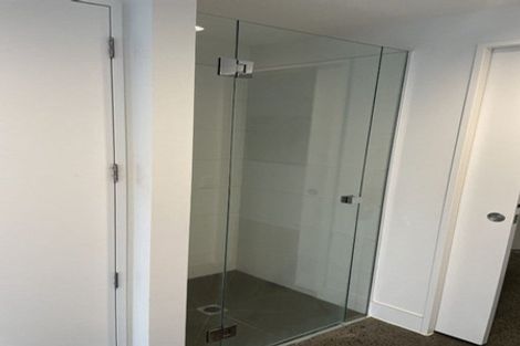 Photo of property in 14 Isitt Road, Hobsonville, Auckland, 0616