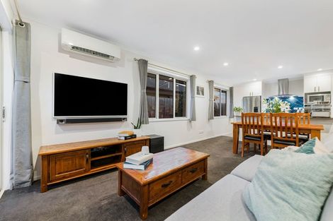 Photo of property in 16 Tomairangi Crescent, Pukekohe, 2120