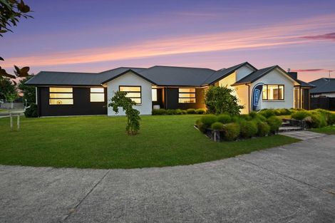 Photo of property in 2 Helen June Avenue, Flagstaff, Hamilton, 3210