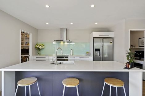 Photo of property in 11 Whitau Place, Marshland, Christchurch, 8083