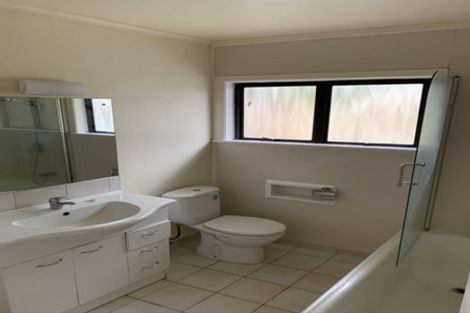 Photo of property in 41 Forrest Hill Road, Milford, Auckland, 0620