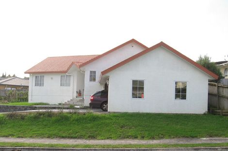 Photo of property in 4 Kasia Close, Massey, Auckland, 0614