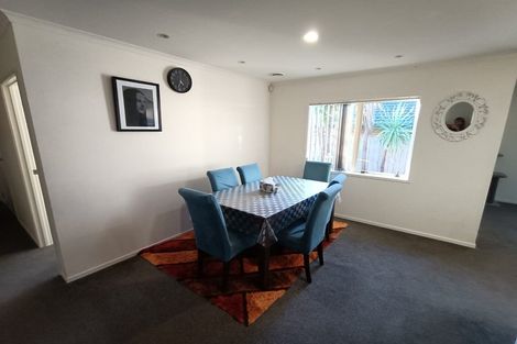 Photo of property in 30 Ranchod Terrace, Pukekohe, 2120