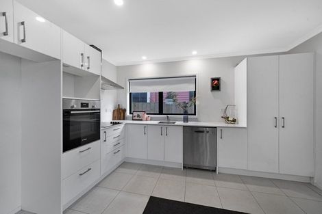 Photo of property in 4 Bliss Court, Takanini, 2110