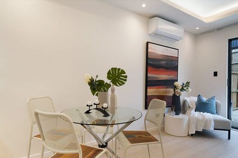 Photo of property in 7/52 Newington Road, Henderson, Auckland, 0612