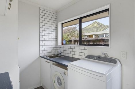 Photo of property in 20 Gandalf Crescent, Paraparaumu, 5032