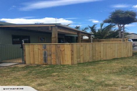 Photo of property in 38 Airini Road, Waimarama, Havelock North, 4294