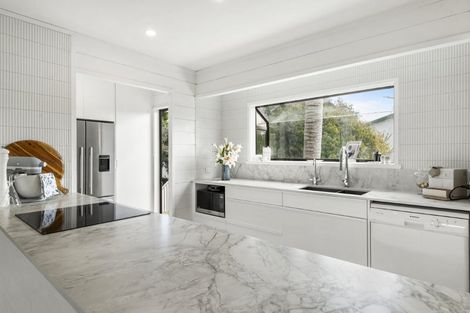 Photo of property in 2/42 Glamorgan Drive, Torbay, Auckland, 0630