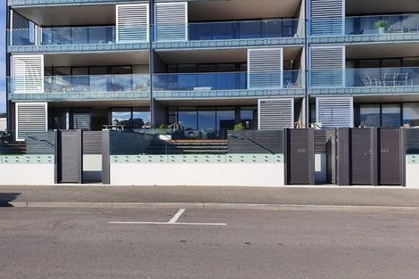 Photo of property in 202/7 Humber Street, Pandora, Napier, 4110