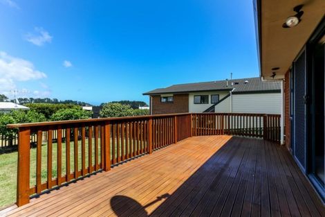 Photo of property in 68 Wairau Road, Oakura, 4314