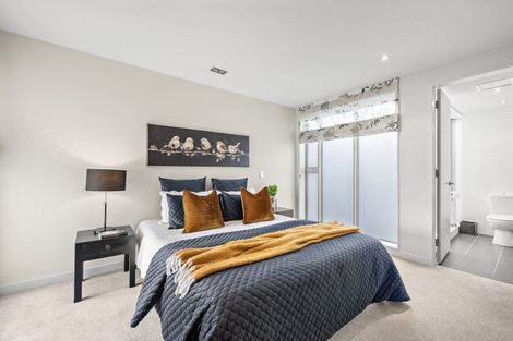 Photo of property in Portal Apartments, 7b/42 Cable Street, Te Aro, Wellington, 6011