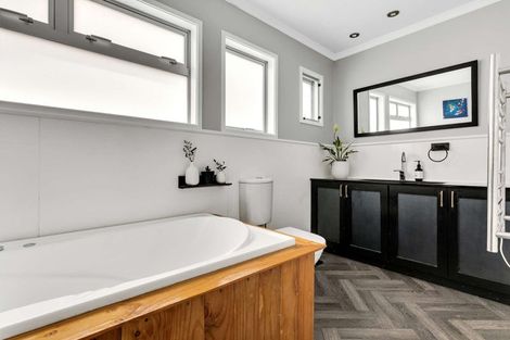 Photo of property in 4 Holyoake Crescent, Kawerau, 3127