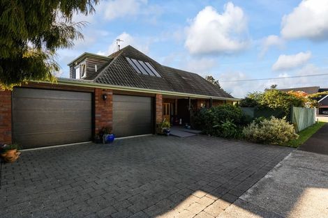 Photo of property in 2 Byrd Street, Levin, 5510