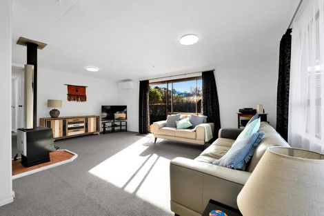 Photo of property in 5 Ngahere Street, Inglewood, 4330