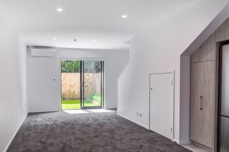 Photo of property in 7/59 Matipo Road, Te Atatu Peninsula, Auckland, 0610