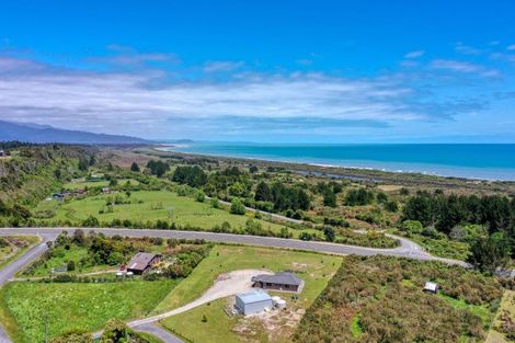 Photo of property in 14 Butlers Road, Ruatapu, Hokitika, 7883