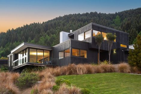 Photo of property in St Andrews Park, 61 Highview Terrace, Queenstown, 9300