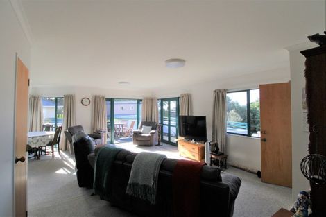 Photo of property in 710 Matarangi Drive, Matarangi, Whitianga, 3592