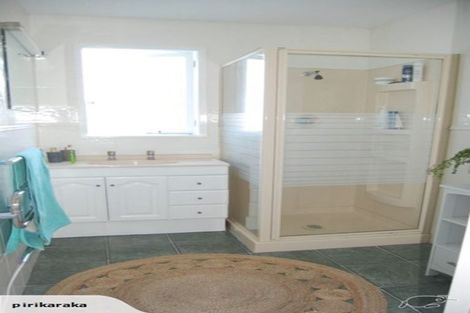 Photo of property in 29 Hebron Road, Waiake, Auckland, 0630