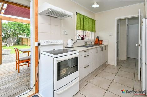 Photo of property in 11 Awatere Street, Clover Park, Auckland, 2023