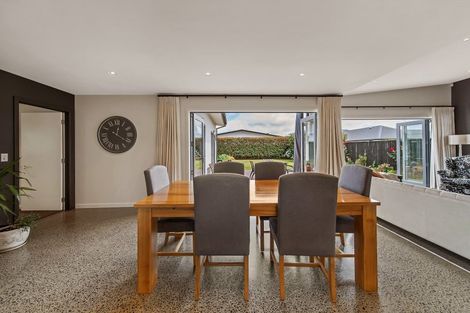 Photo of property in 9 Crown Close, Prebbleton, 7604