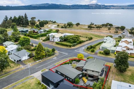 Photo of property in 94 Wharewaka Road, Wharewaka, Taupo, 3330