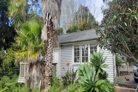 Photo of property in 325 Titirangi Road, Titirangi, Auckland, 0604
