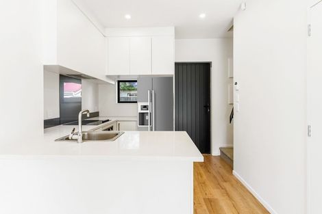 Photo of property in 9/54 Swanson Road, Henderson, Auckland, 0610