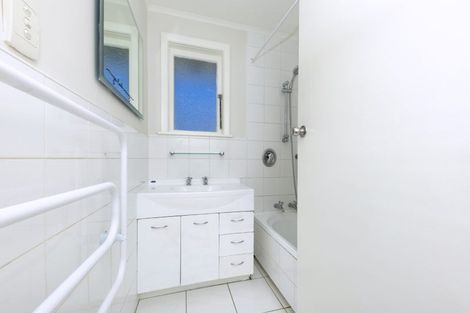 Photo of property in 1/15 Scott Road, Papakura, 2110