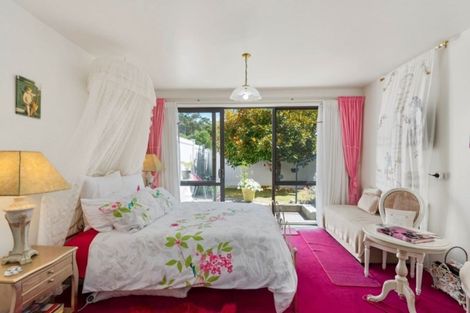 Photo of property in 13a Parau Avenue, Diamond Harbour, 8972