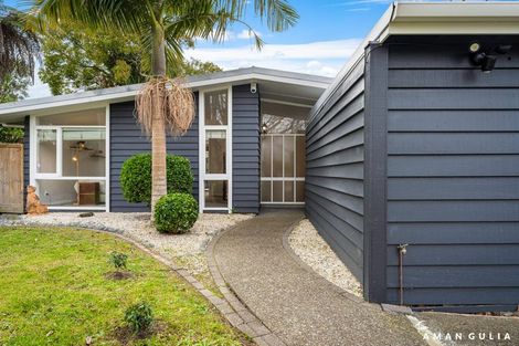Photo of property in 4 Gladys Avenue, Glenfield, Auckland, 0629