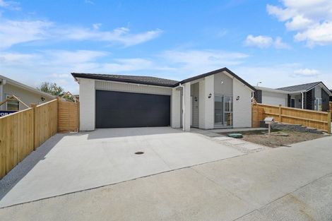 Photo of property in 5 Archibald Lane, Opaheke, Papakura, 2113