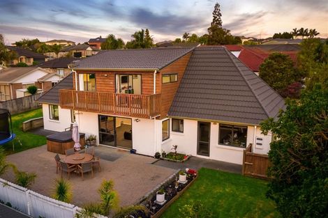 Photo of property in 19 Chelmsley Avenue, Henderson, Auckland, 0612