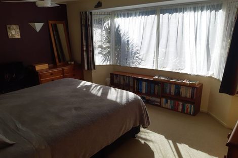 Photo of property in 4 Fernwood Grove, Bayview, Auckland, 0629