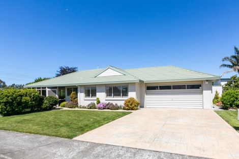 Photo of property in 211 Frimley Avenue, Frimley, Hastings, 4120