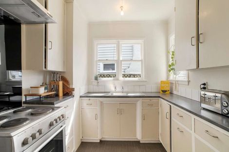 Photo of property in 54 Harris Street, Kaiti, Gisborne, 4010