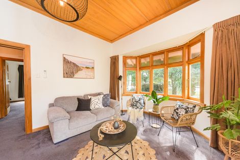 Photo of property in 10 Stanley Avenue, Palmerston North, 4414