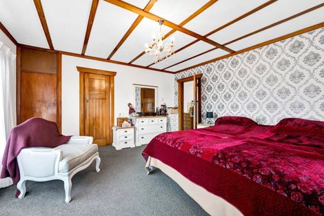 Photo of property in 48 Regan Street, Stratford, 4332