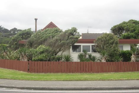 Photo of property in 27 The Esplanade, Raumati South, Paraparaumu, 5032