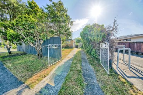 Photo of property in 1/21 Roband Crescent, Brown Owl, Upper Hutt, 5018