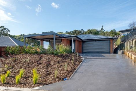 Photo of property in 11 Blackhawk Close, Kinloch, 3377