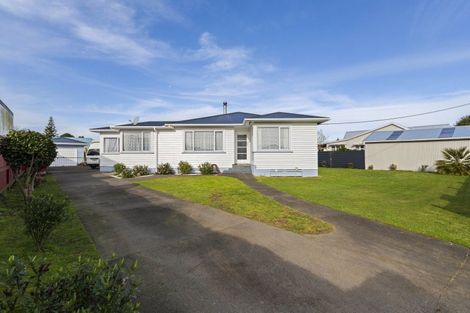 Photo of property in 17 Tuke Street, Normanby, Hawera, 4614