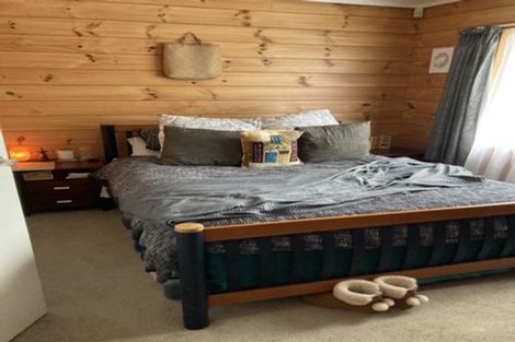 Photo of property in 2 Dimock Street, Titahi Bay, Porirua, 5022