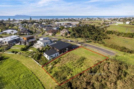 Photo of property in 48 Browns Drive, Waihi Beach, 3611