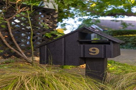 Photo of property in 9 Tripp Place, Ilam, Christchurch, 8041